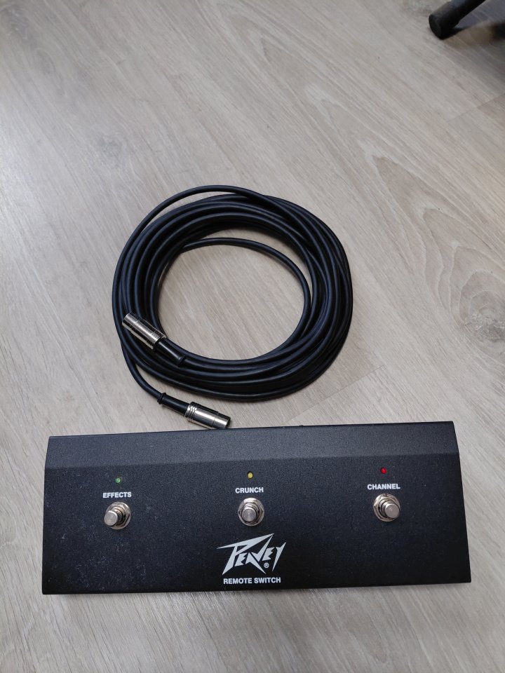 Cabezal Peavey 6505+ con Flight Case de segunda mano · Foto 6 de 10 · A Coruña · 900 €