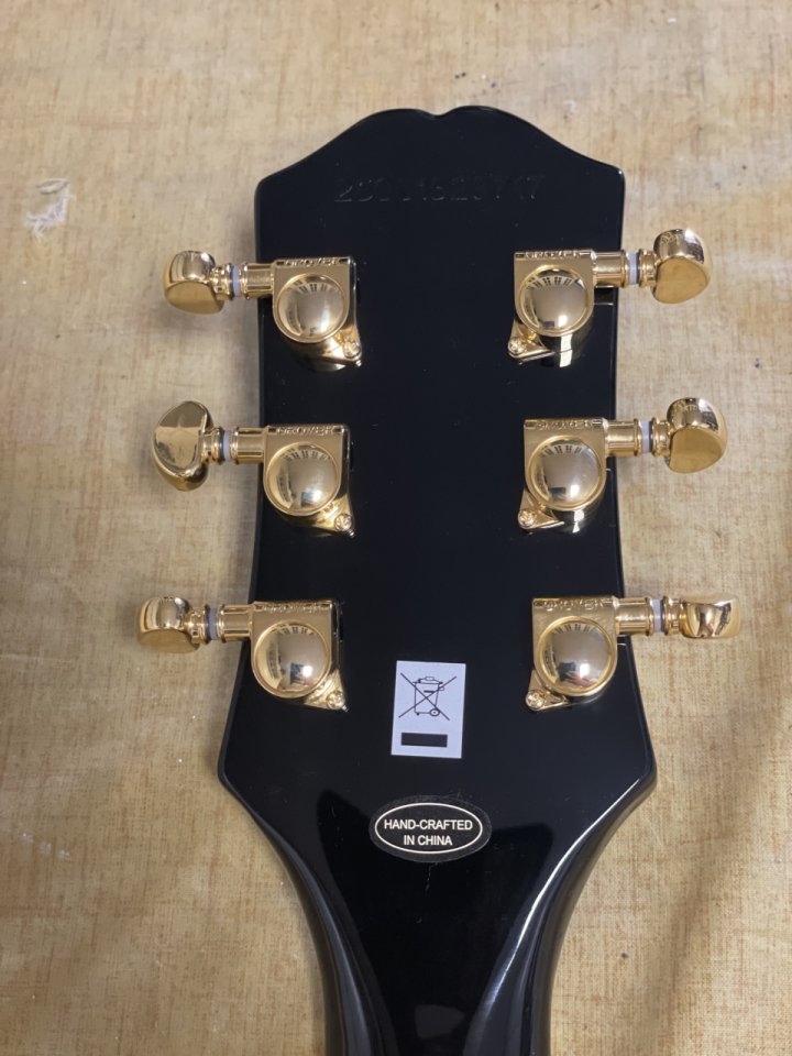 Epiphone SG Custom Ebony de segunda mano · Foto 4 de 4 · Madrid · 560 €