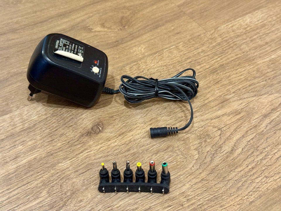 Interfaz de Audio M-Audio Fast Track Pro USB MIDI + Accesorios