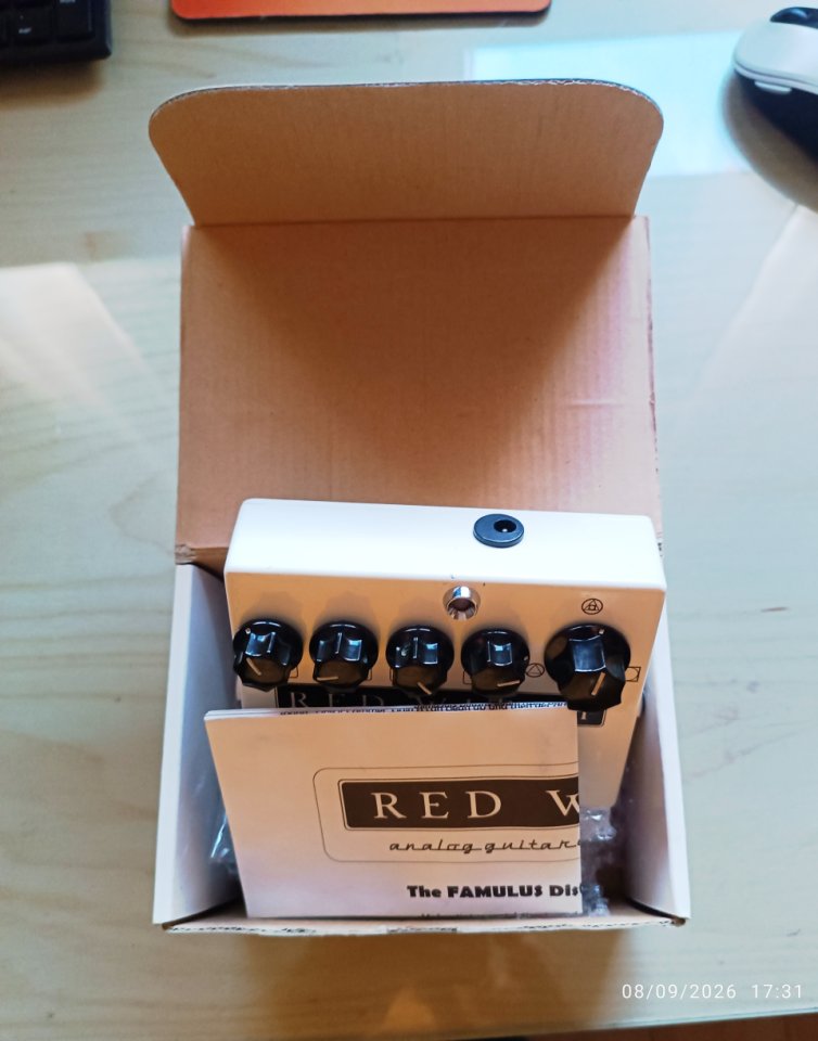 Red Witch Famulus overdrive / distorsión de segunda mano · Foto 3 de 7 · Madrid · 100 €