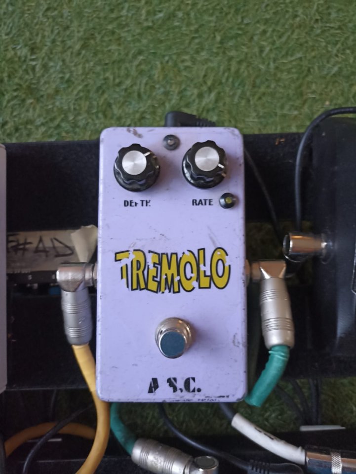 PEDAL TREMOLO HANDMADE
