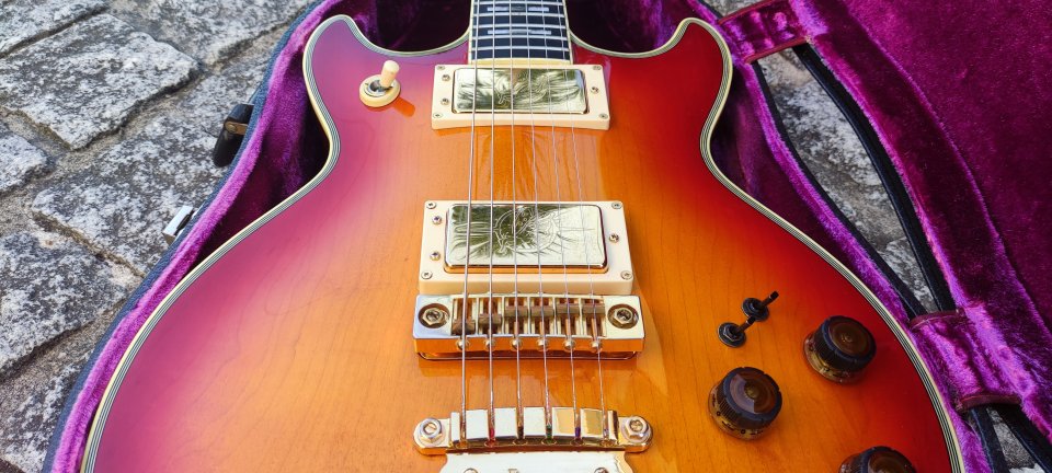 Ibanez AR300 1995 Custom Legend