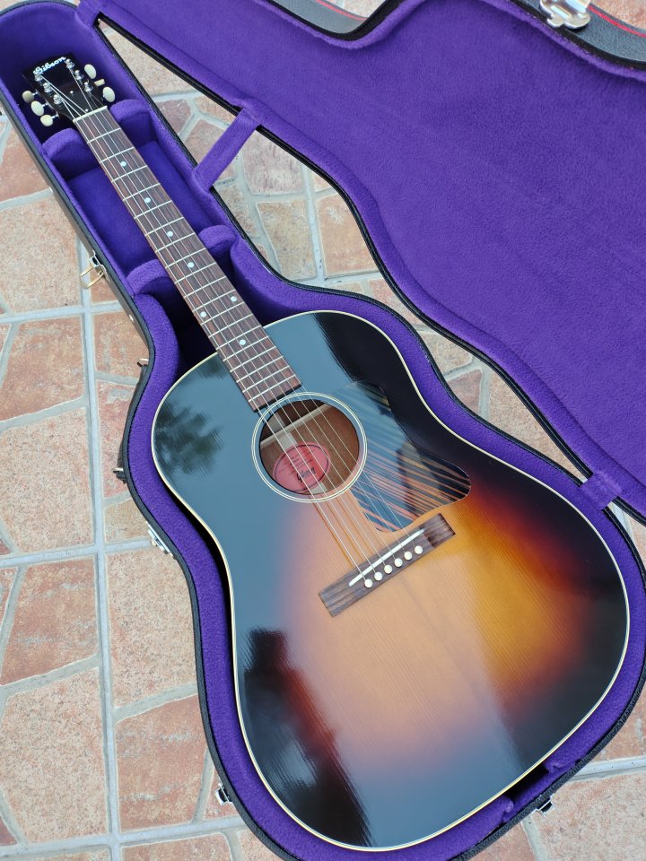 Gibson J-35 1936 Historic Collection de segunda mano · Foto 1 de 10 · Granada · 3000 €