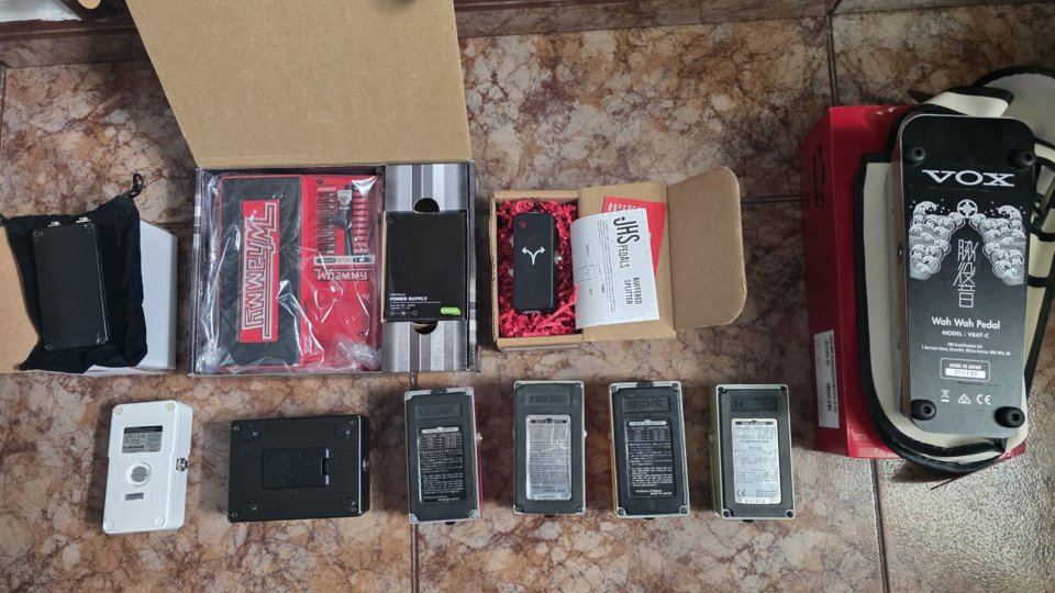 Pedales varios (envio incluido) de segunda mano · Foto 2 de 2 · Cantabria · 100 €