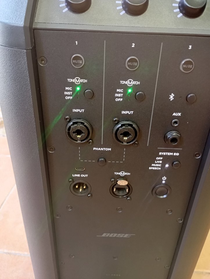 Bose L1 8Pro de segunda mano · Foto 7 de 10 · Girona · 800 €