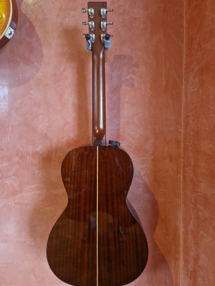 Guitarras  Busca un anuncio Simon & Patrick Luthier Woodland Pro Parlor