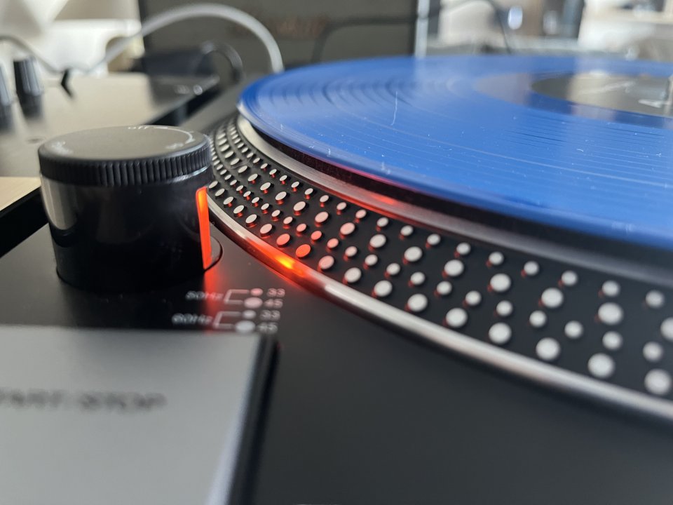 Pareja de platos American Audio TTD 2400 USB de segunda mano · Foto 4 de 6 · Zaragoza · 450 €