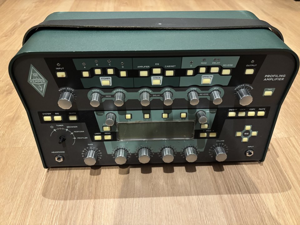 Kemper profiler + pedalera