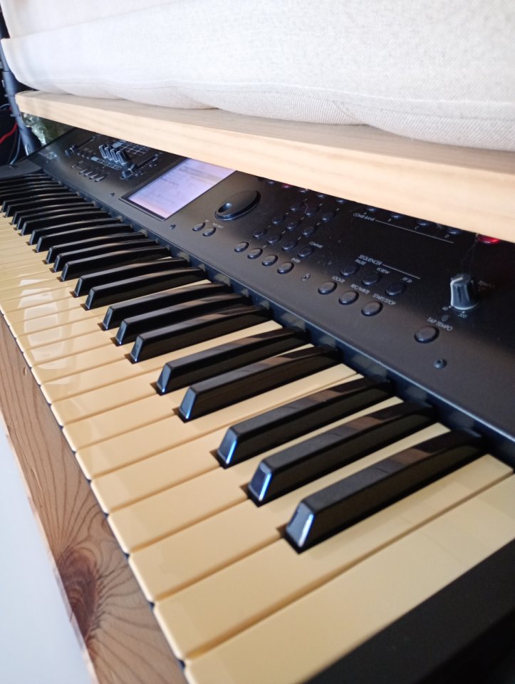 Korg m50 61 de segunda mano · Foto 4 de 5 · Murcia · 300 €