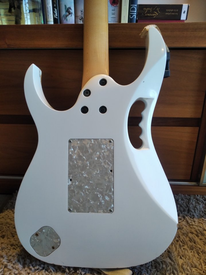 Ibanez JEM 7V WH (Steve Vai Signature) – Año 1999 de segunda mano · Foto 3 de 10 · Zaragoza · 1950 €