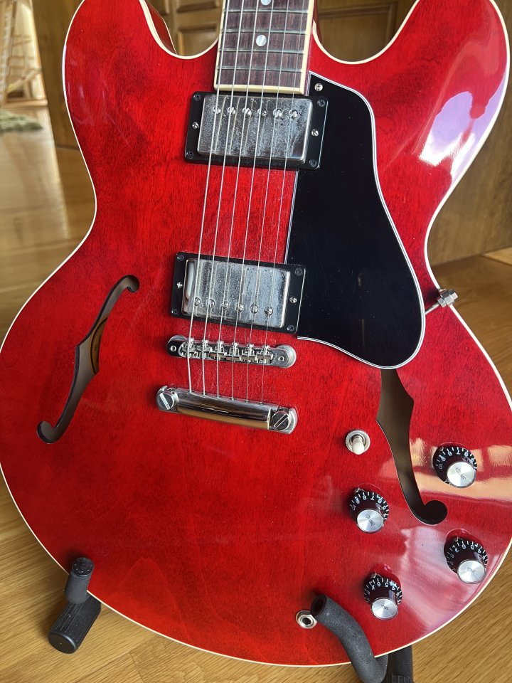 Gibson ES-335