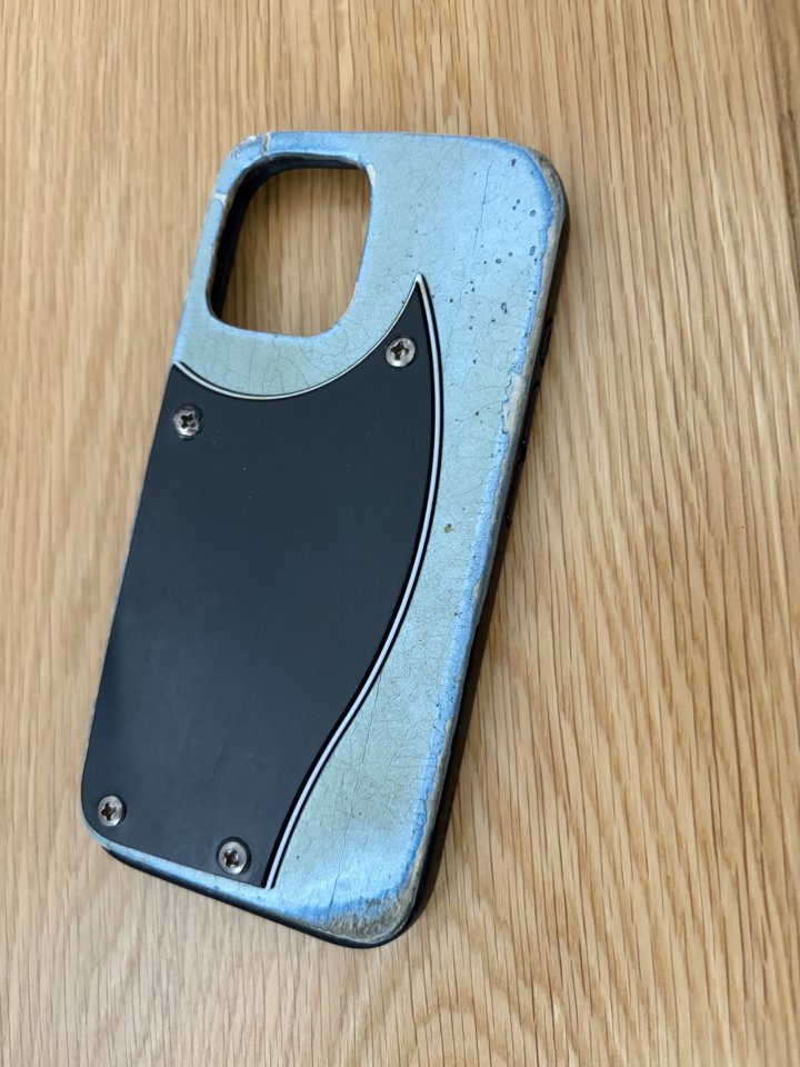 Case Iphone 17 Pelham Blue Relic de segunda mano · Foto 1 de 3 · Alicante · 80 €