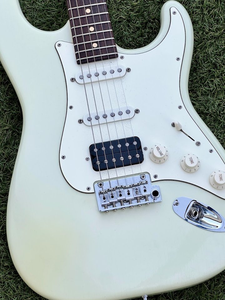 SUHR Classic Antique RW HSS Olympic White de segunda mano · Foto 2 de 6 · Barcelona · 3100 €