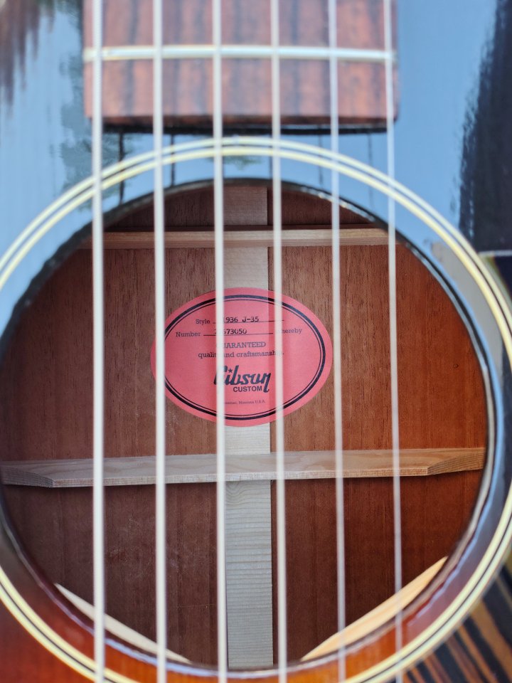 Gibson J-35 1936 Historic Collection de segunda mano · Foto 9 de 10 · Granada · 3000 €