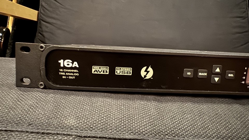 MOTU 16A impecable de segunda mano · Foto 5 de 5 · Madrid · 700 €
