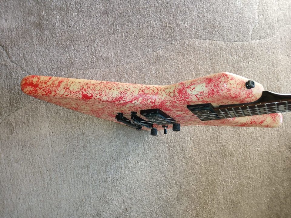 Epiphone Explorer GT // EMG-HZ