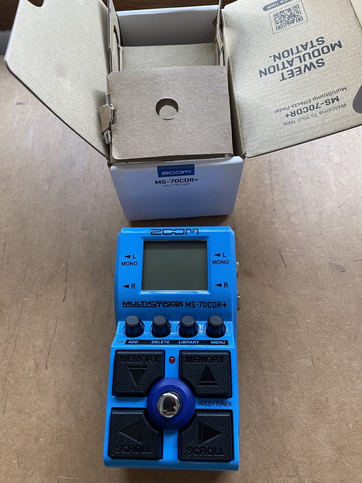 Pedalera de efectos ZOOM MS-70 CDR + de segunda mano · Foto 2 de 5 · Alicante · 90 €