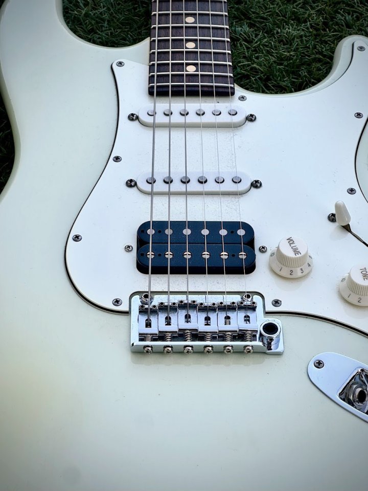 SUHR Classic Antique RW HSS Olympic White de segunda mano · Foto 3 de 6 · Barcelona · 3100 €
