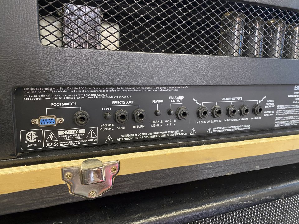 Amplificador Blackstar HT100 MK1 + pantalla 4x12