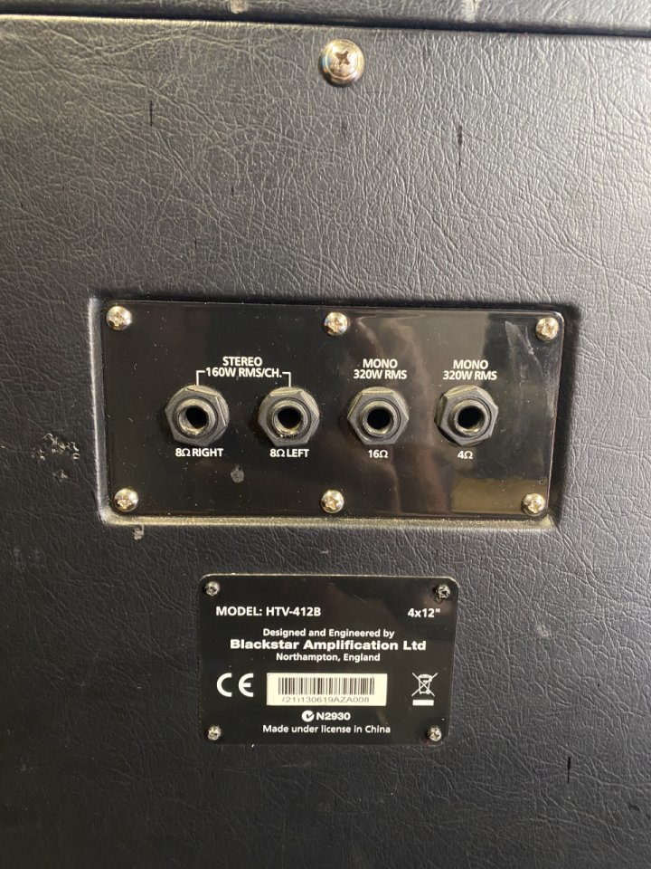 Amplificador Blackstar HT100 MK1 + pantalla 4x12