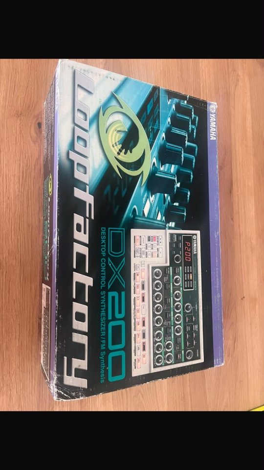 Yamaha DX 200 (Impecable) de segunda mano · Foto 3 de 5 · Málaga · 500 €