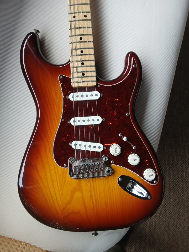 Stratocaster G&L deluxe Fullerton USA