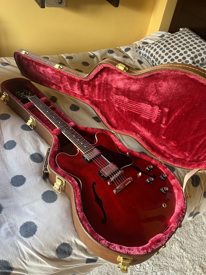 Gibson ES-335