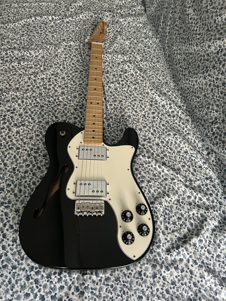 Fender Classic Player Telecaster Thinline Deluxe ((RESERVADA))