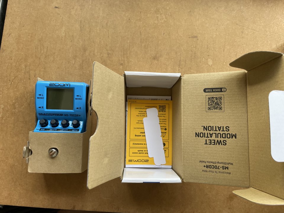 Pedalera de efectos ZOOM MS-70 CDR + de segunda mano · Foto 3 de 5 · Alicante · 90 €