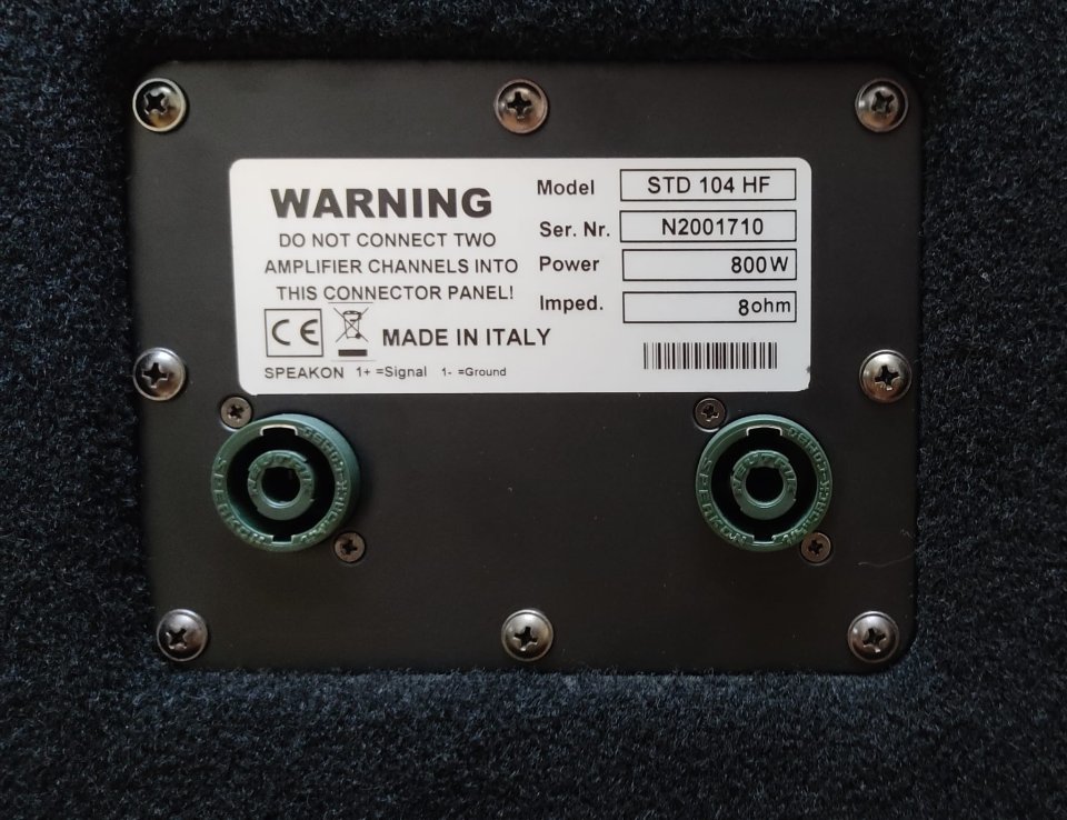 Markbass STD 104 HF 4x10 + Tweeter de segunda mano · Foto 5 de 6 · Málaga · 600 €