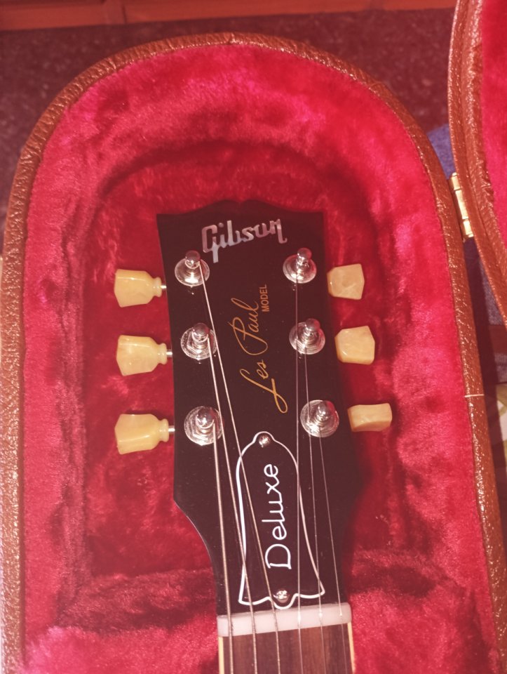 Gibson Les Paul Deluxe 70
