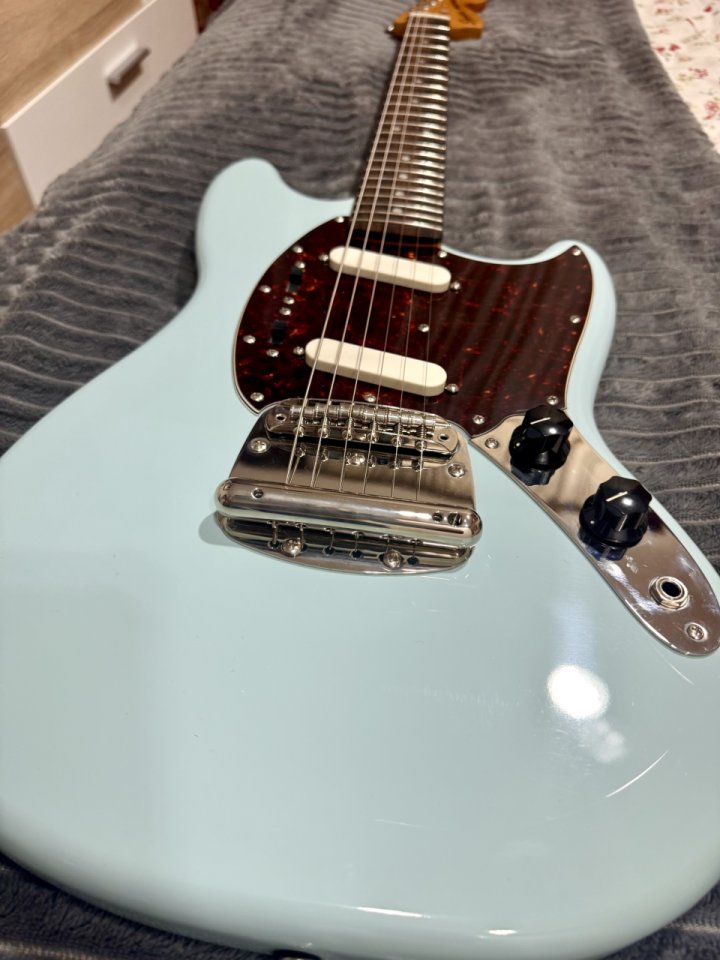 Squier CV 60s Mustang de segunda mano · Foto 1 de 10 · SC Tenerife · 265 €