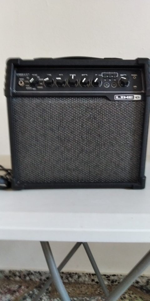 Line6 Spider V 20 MkII Amplificador guitarra eléctrica