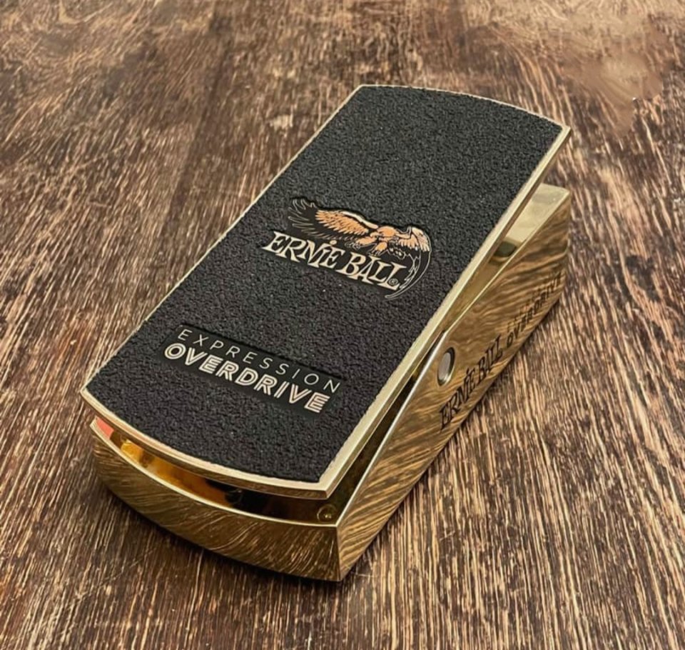 Pedales Ernie Ball Expression Overdrive y Ambient Delay