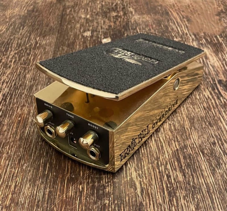 Pedales Ernie Ball Expression Overdrive y Ambient Delay