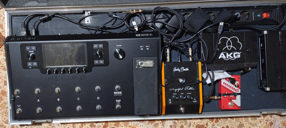 Line 6 Helix LT Nueva Sin Usar - Ocasión de segunda mano · Foto 1 de 9 · Valencia · 749 €