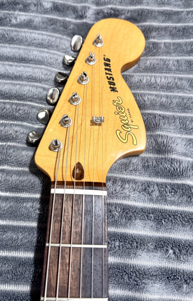 Squier CV 60s Mustang de segunda mano · Foto 4 de 10 · SC Tenerife · 265 €