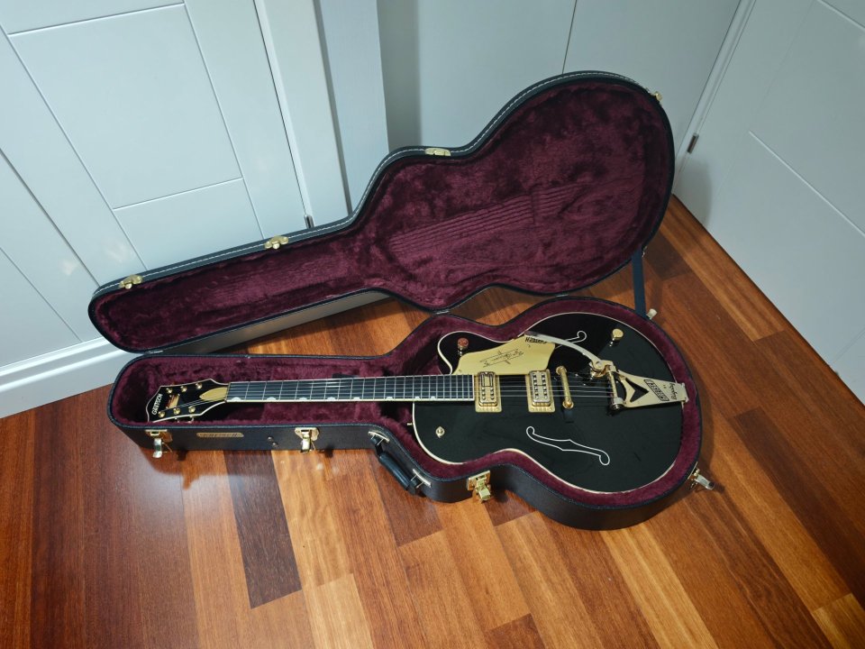 Gretsch G6120T-SW o Gretsch G6120 sslvo Brian Setzer de segunda mano · Foto 1 de 6 · Málaga · 2500 €