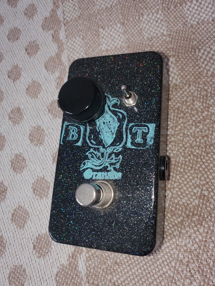 Clon Treble booster de boutique.