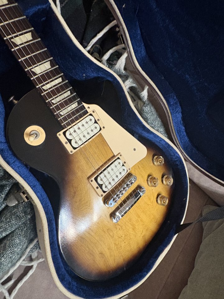 Gibson les paul tribute 50s