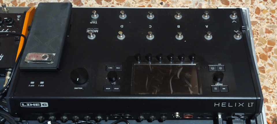 Line 6 Helix LT Nueva Sin Usar - Ocasión de segunda mano · Foto 4 de 9 · Valencia · 749 €