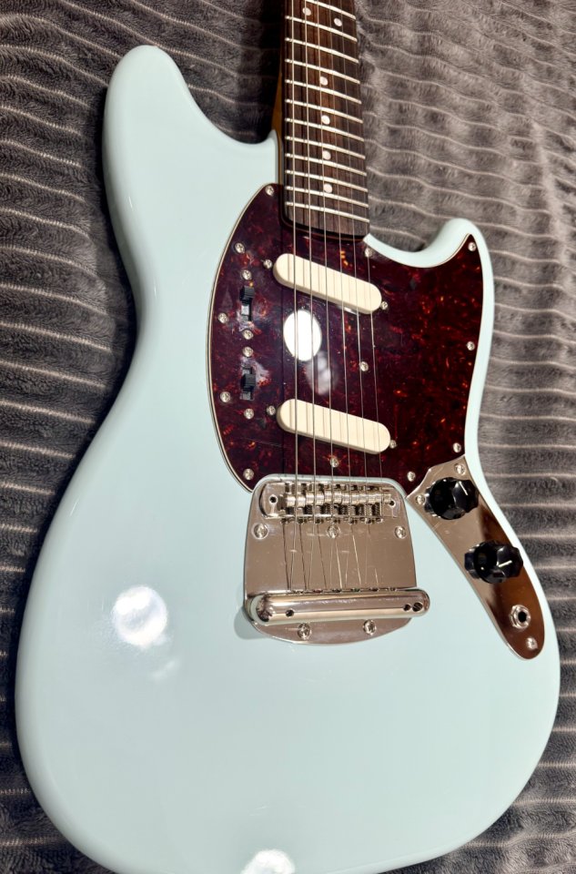 Squier CV 60s Mustang de segunda mano · Foto 7 de 10 · SC Tenerife · 265 €