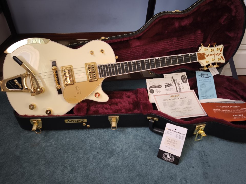 Gretsch G6134T-58 White Penguin Bigsby de segunda mano · Foto 1 de 9 · Pontevedra · 3200 €