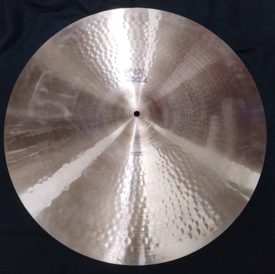 22" Paiste ride 2002 del 77 IMPECABLE de segunda mano · Foto 1 de 5 · Barcelona · 349 €