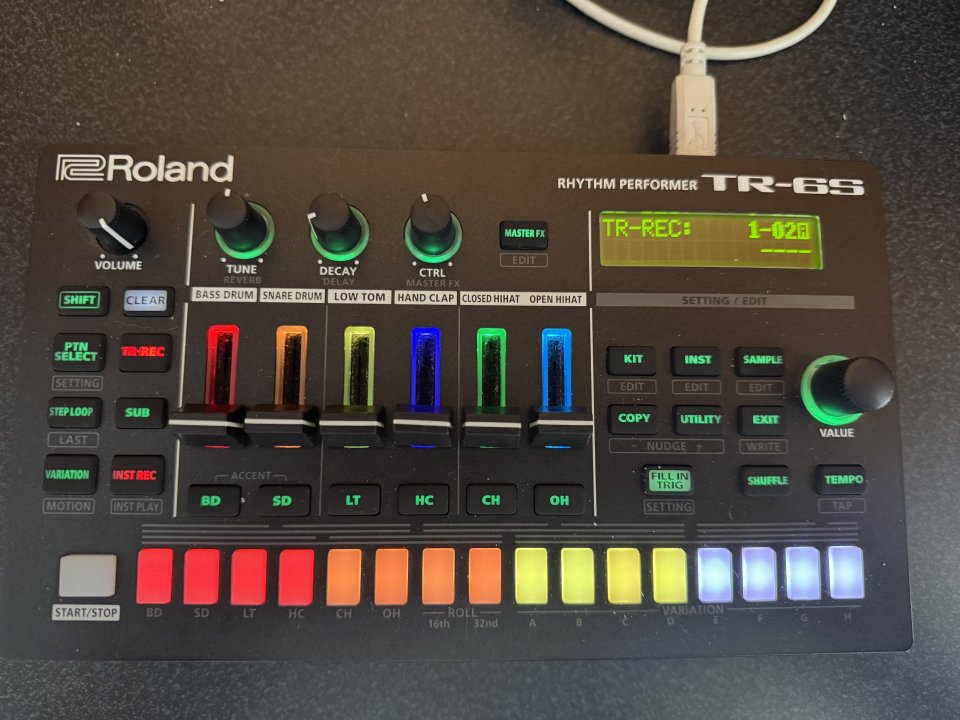 Roland Tr6s de segunda mano · Foto 1 de 5 · Pontevedra · 225 €