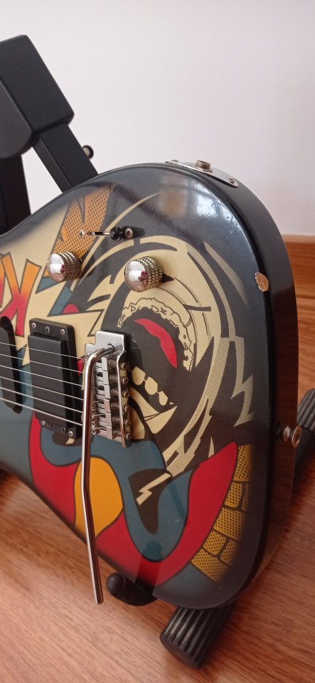 Guitarra eléctrica Rockster Stratocaster Corea años 80 de segunda mano · Foto 7 de 8 · Cuenca · 150 €