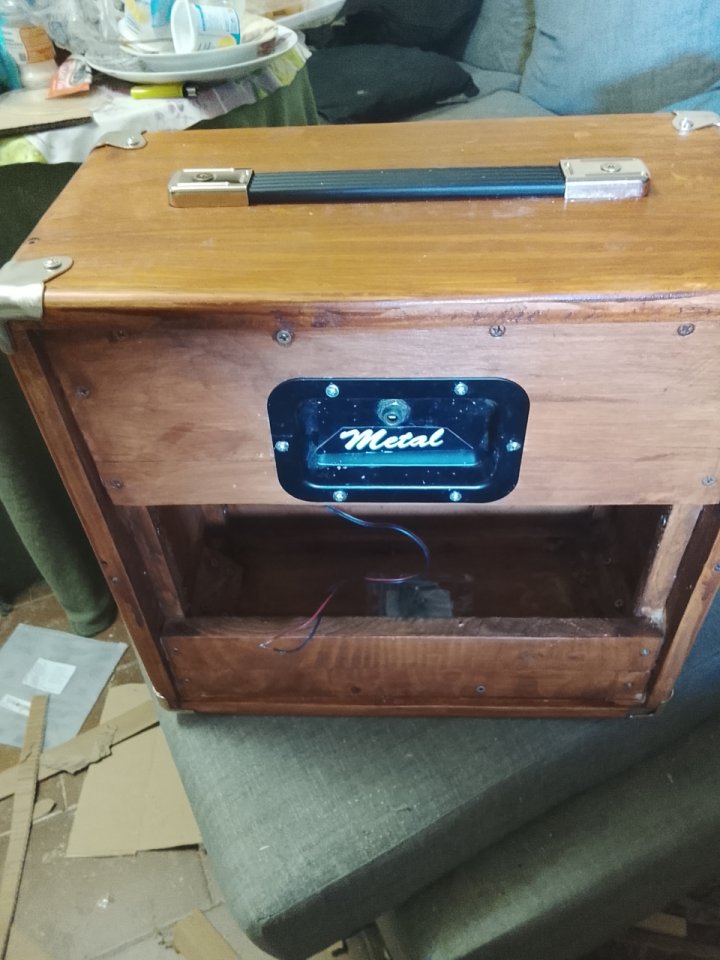 Pantalla 1x10 madera de Abeto de segunda mano · Foto 4 de 6 · Cáceres · 55 €