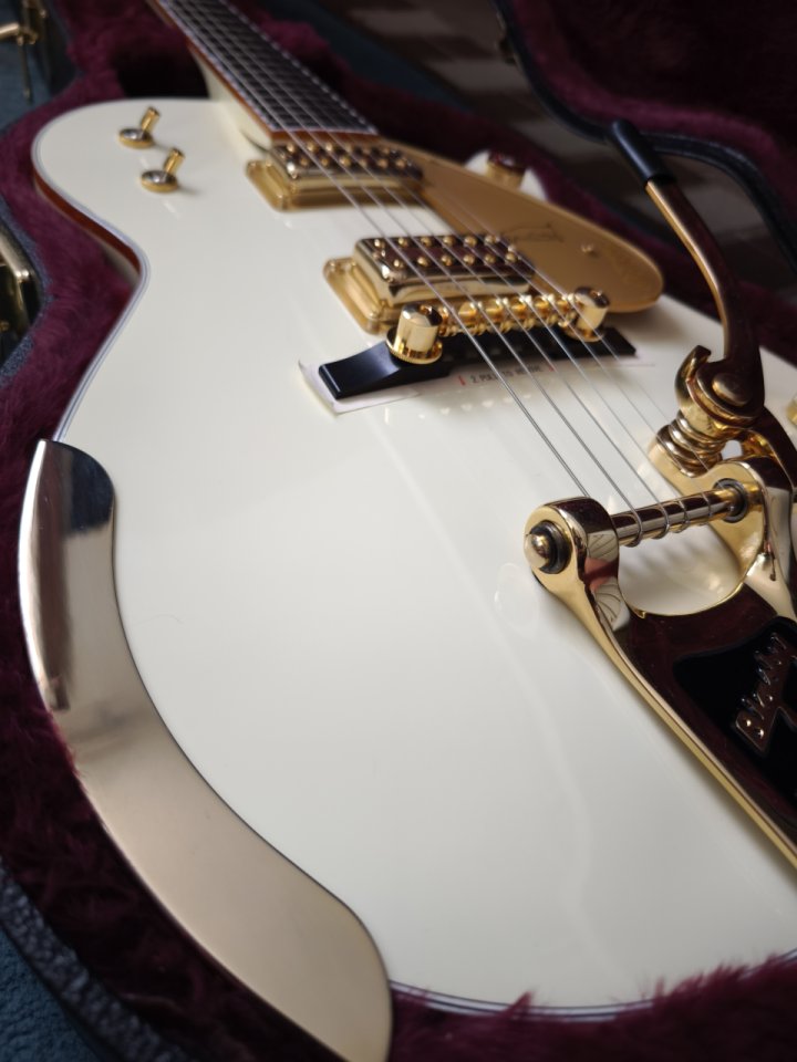 Gretsch G6134T-58 White Penguin Bigsby de segunda mano · Foto 3 de 9 · Pontevedra · 3200 €