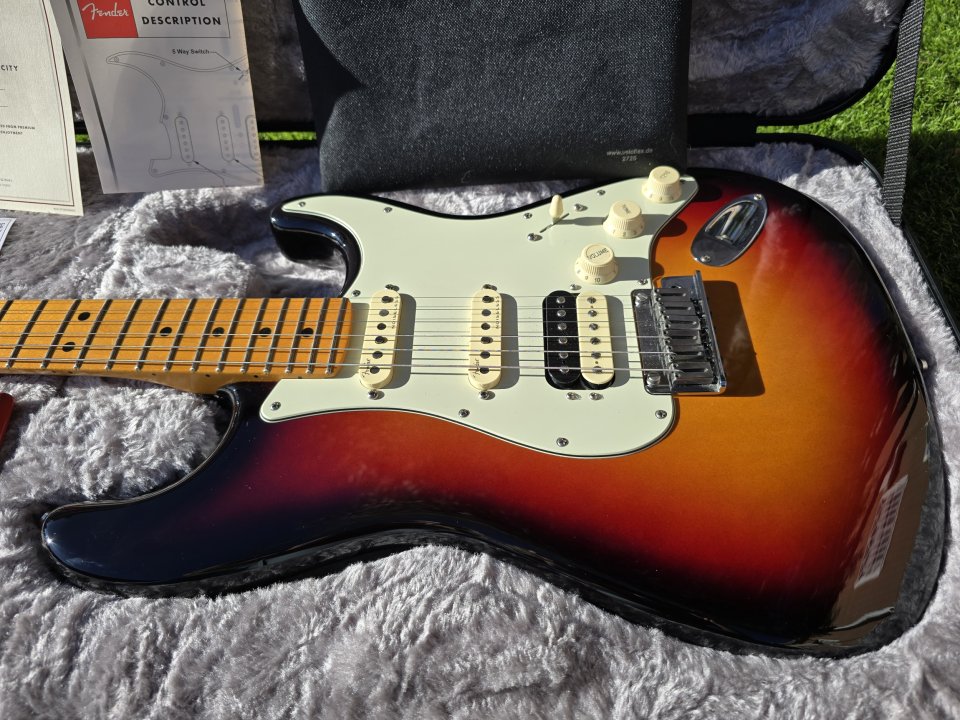 Fender stratocaster ultra HSS Ultraburst