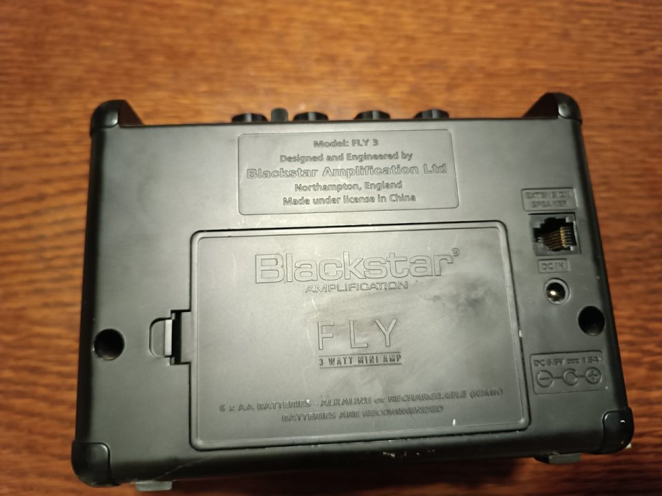 Blackstar FLY 3 Mini Amp (50% de su precio nuevo)